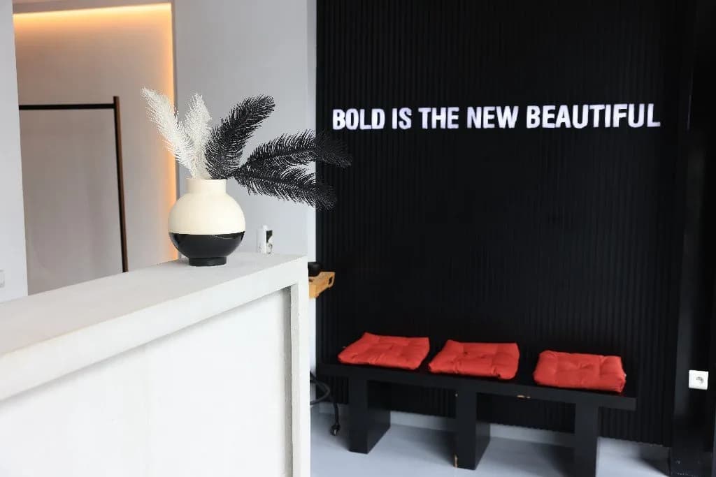 Bold Beauty Lounge · Photo from the venue website